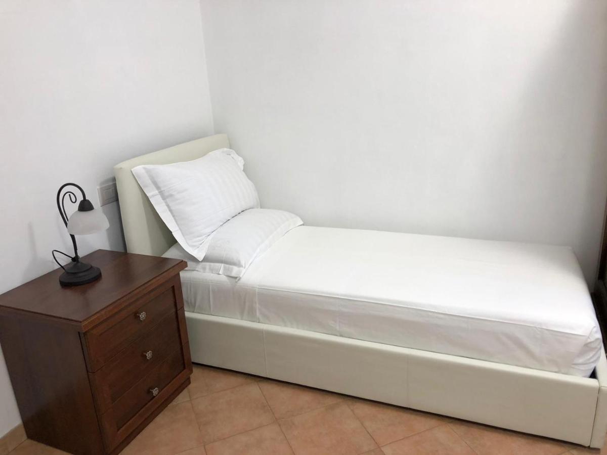 B&B Giulia Парма Экстерьер фото